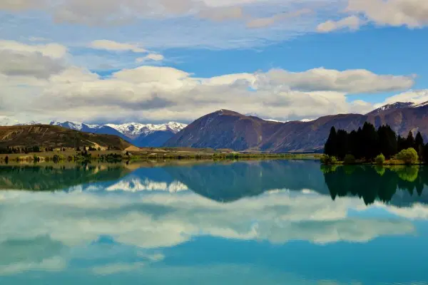 Lake Ruataniwha-- the name of which I didn't know until I Googled it later. 